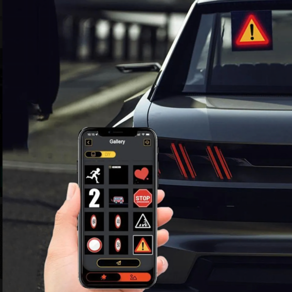 Интелигентен LED екран 32×32 за заден прозорец на автомобил – Модел Pixel RGB с Bluetooth управление