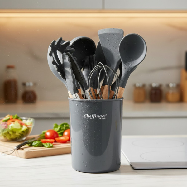 Комплект 12 части кухненски прибори със стойка Cheffinger – силиконови накрайници, дървени дръжки, термоустойчиви до 230°C