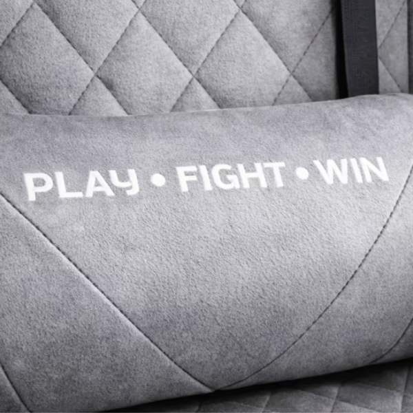 Сив геймърски стол с регулируема височина, лумбална възглавница и метална основа - подходящ за тинейджъри