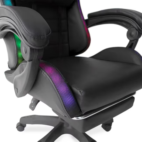 Черен геймърски стол с масаж, LED осветление и поставка за крака – ергономичен, с дистанционно