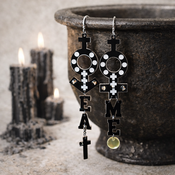 Дамски обеци със символите на венера, марс, кръст и текст A94