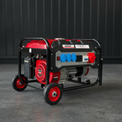 Трифазен четиритактов генератор 4.5 kW с дисплей