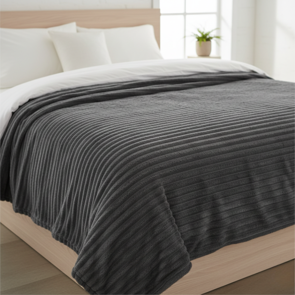 Меко и ватирано микрофибърно одеяло 200x220 см за топъл и стилен сън