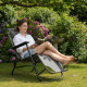 Сгъваем шезлонг с възглавница - стилен и функционален 3