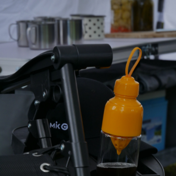 Сгъваем градински шезлонг с възглавница, поставка за напитки и джоб 5