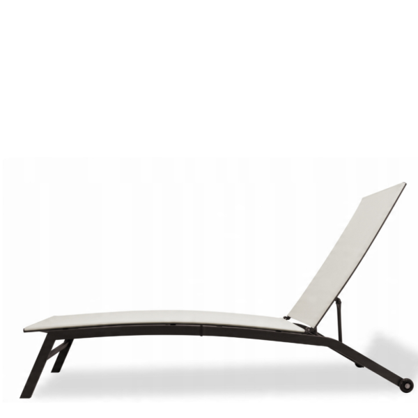 Шезлонг с регулируема облегалка - стил и гарантиран комфорт