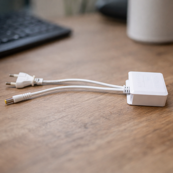 Захранващ адаптер за камера - стабилно захранване и работа на камерите