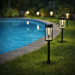 Градинската соларна лампа XF-2902 - стилно и практично решение за осветление на двор, алеи и тераси