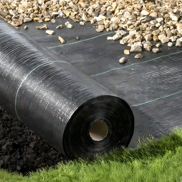 Черен агротекстил против плевели, 90г/м², UV защита, 1.1м х 50м