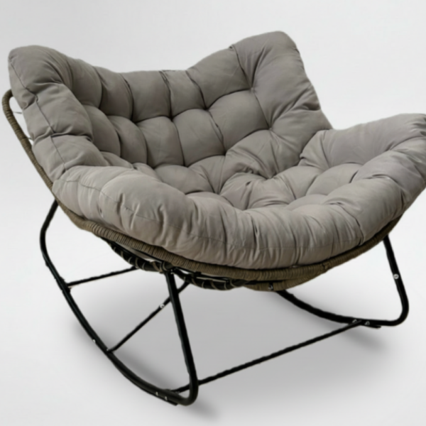 Люлеещ се стол Svinga - здрава стоманена рамка и мека възглавница