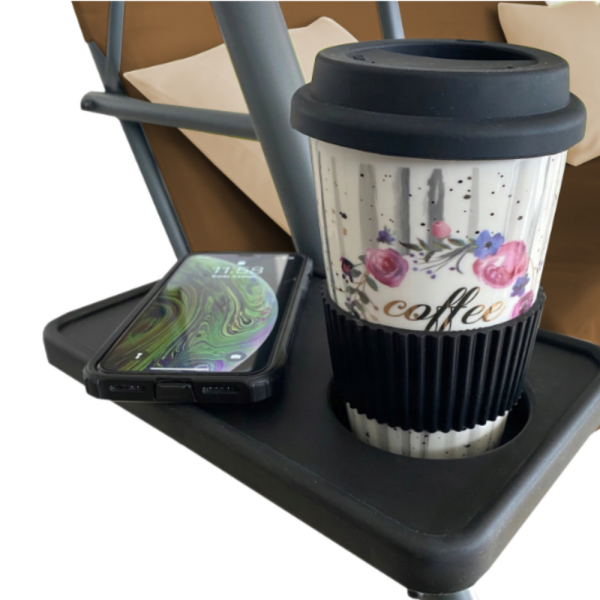 Градинска люлка A-Type с бежови възглавници и поставки за напитки - елегантност и комфорт 8