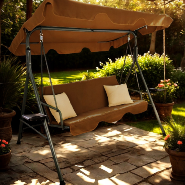 Градинска люлка A-Type с бежови възглавници и поставки за напитки - елегантност и комфорт