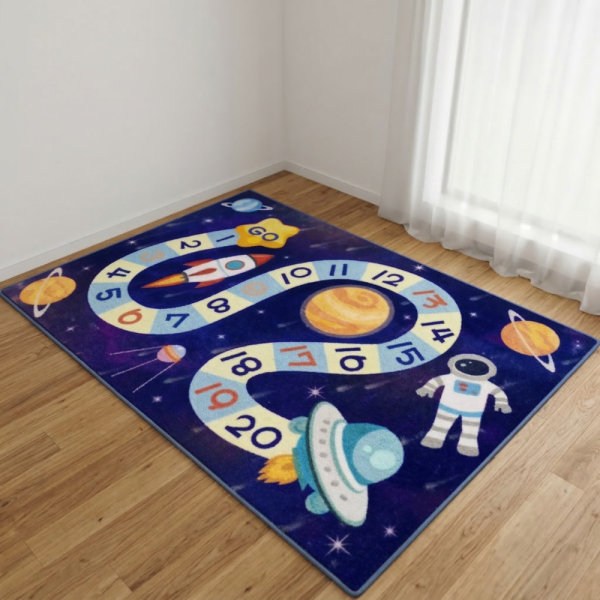 Детски килим за игра 120х160см - Тъмносин килим с космос и пътека от числа, противоплъзгащ и миещ се 1