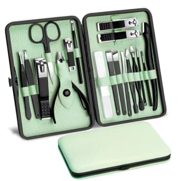 Комплект за маникюр от 18 части в елегантен зелен калъф 8