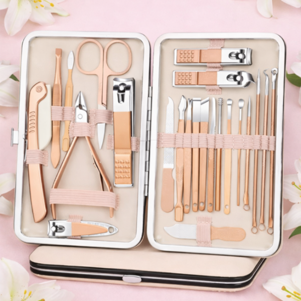 Комплект за маникюр от 23 части в златисто с елегантен калъф 4