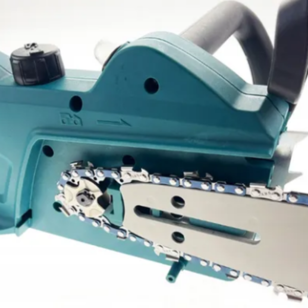 Акумулаторен верижен трион 12" (30 см) 36V – 2 батерии 6Ah за мощно и удобно рязане