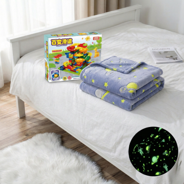 Светещо в тъмното одеяло Magic Blanket TV1003 + Подарък Голям комплект конструктор с 165 части Плъзгащ блок WJ26 1