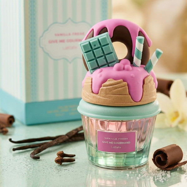 Сладък гурме аромат с нотки на ванилова торта Lattafa Give Me Gourmand Vanilla Freak 1