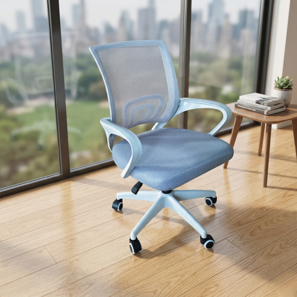 Ергономичен светлосин офис стол с дишаща мрежа и регулируема височина – комфорт през целия ден