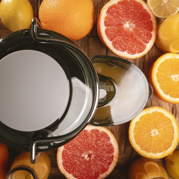 Компактна сокоизстисквачка Mesko MS 4126 - Здравословен сок за секунди – 600W мощност и миене в съдомиялна 7