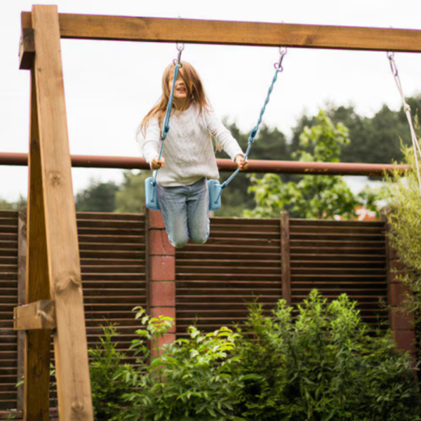 Детска градинска синя люлка – здрава, безопасна и регулируема до 75 кг