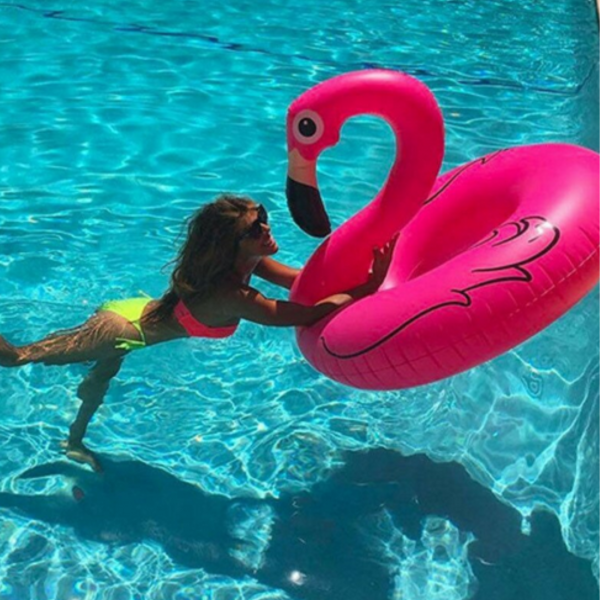 Надуваем пояс Фламинго 90 см – стабилен и стилен аксесоар за плаж и басейн, издръжлив PVC дизайн 4