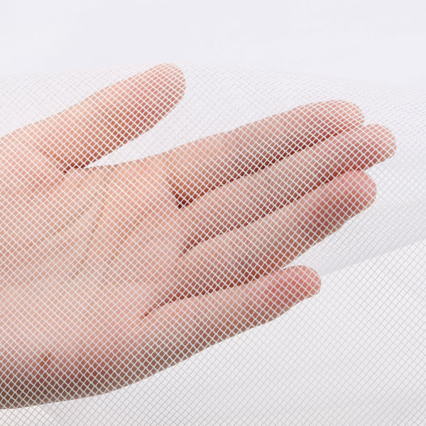 UV Устойчива мрежа против комари за прозорец 150x180 см – Бяла, лесен монтаж с велкро 4