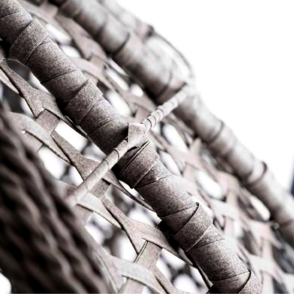 Двойна висяща ратанова люлка тип пашкул с метална рамка и възглавница – стил и комфорт до 200 кг