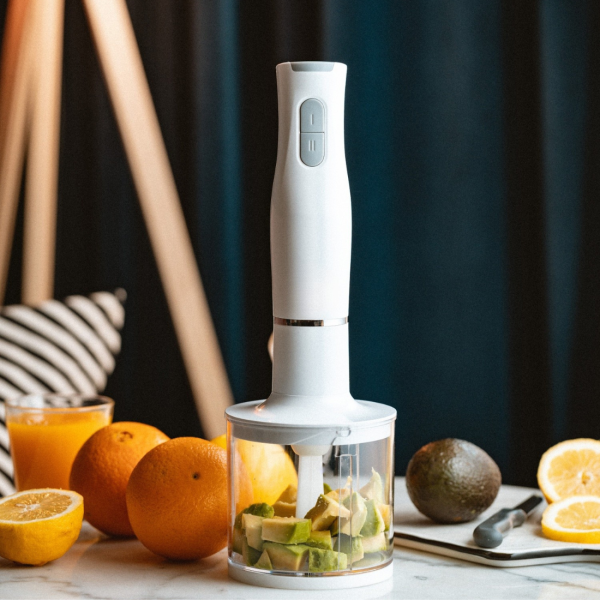 Ръчен бял блендер 800W с чопър, бъркалка и мерителна кана – мултифункционален кухненски помощник 3