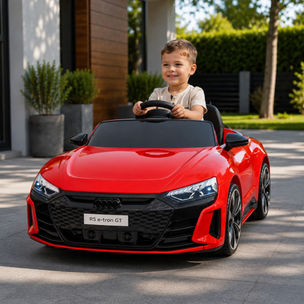 Акумулаторен джип Audi RS E-Tron GT 4X4 Licensed с меки гуми и кожена седалка 12V