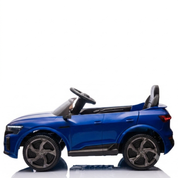 Детска акумулаторна кола Audi RS Q8 12V - Дистанционно управление, музика, LED светлини и амортисьори – синя