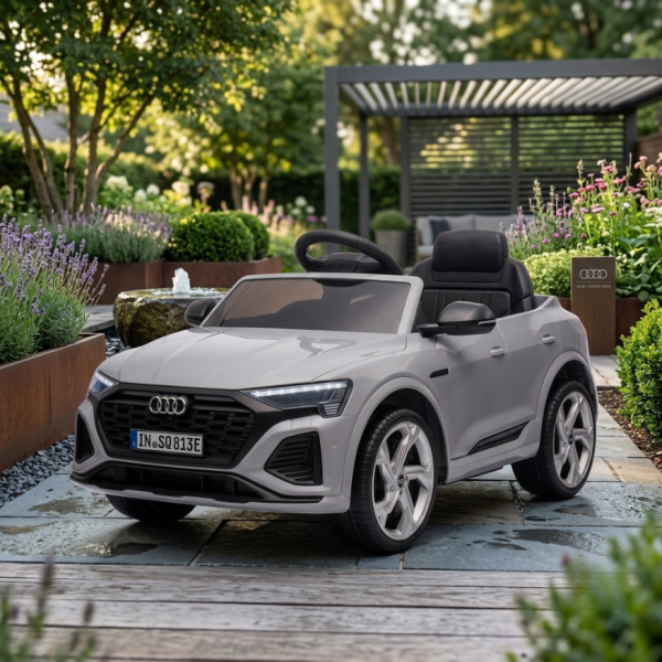 Детска акумулаторна кола Audi RS Q8 12V - Дистанционно управление, музика, LED светлини и амортисьори – сива