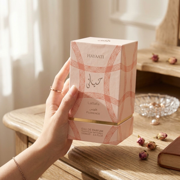 Lattafa Hayaati Florence EDP 100 мл – сладък плодовo-флорален аромат с нотки на ванилия и пралина