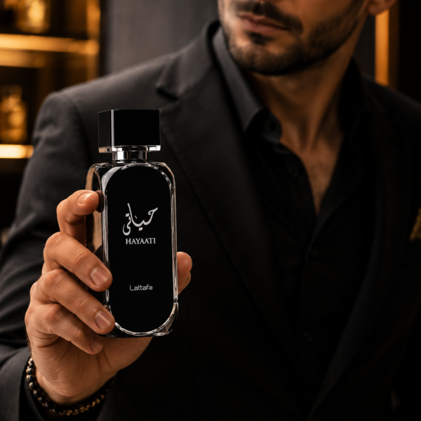 Lattafa Hayaati EDP 100 мл – Ориенталски парфюм за него и нея с ябълка, канела, дървесни нотки и ванилия