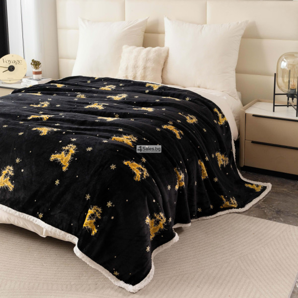 Плюшено одеяло с пухкав кант и златисти еленчета – меко и уютно