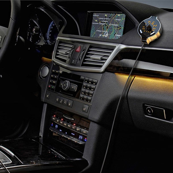 Плейър Q8S за автомобил,  mp3 Bluetooth, зарядно, предавател FM, хендсфри, HF29 3