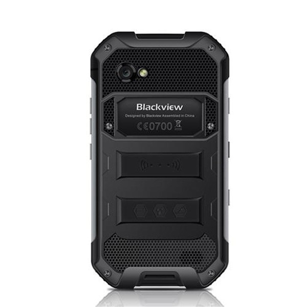 Blackview 6000 – издържа на намокряне, удари, надраскване и прах