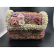 Розова дамска чантичка, декорирана с цветя и перли