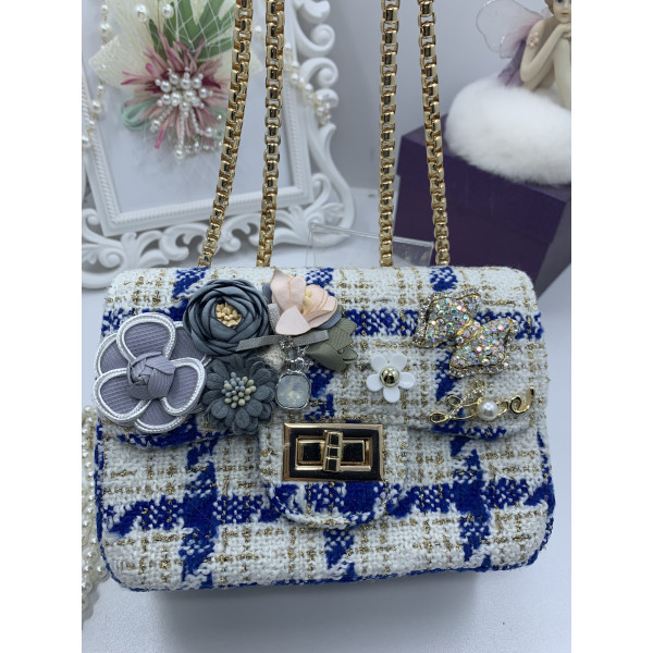Дамска чантичка в каре с бяло и синьо,  с цветя и златисти акценти ZSB-S-13