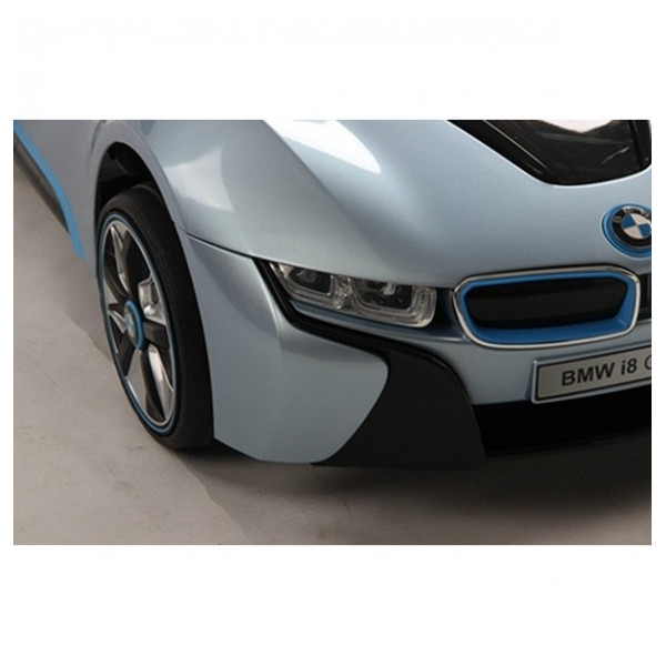 Едноместна детска кола с акумулаторна батерия лицензиран модел на  BMW I8 13