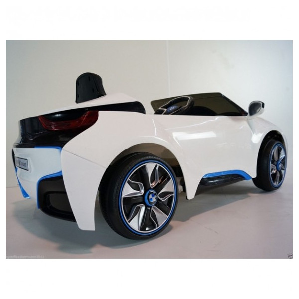 Едноместна детска кола с акумулаторна батерия лицензиран модел на  BMW I8 9