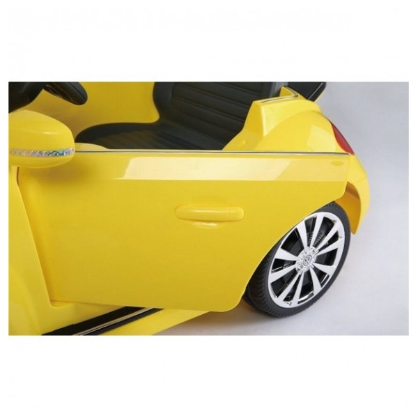 Детска кола с акумулаторна батерия детайлна реплика на Volkswagen Beetle 6