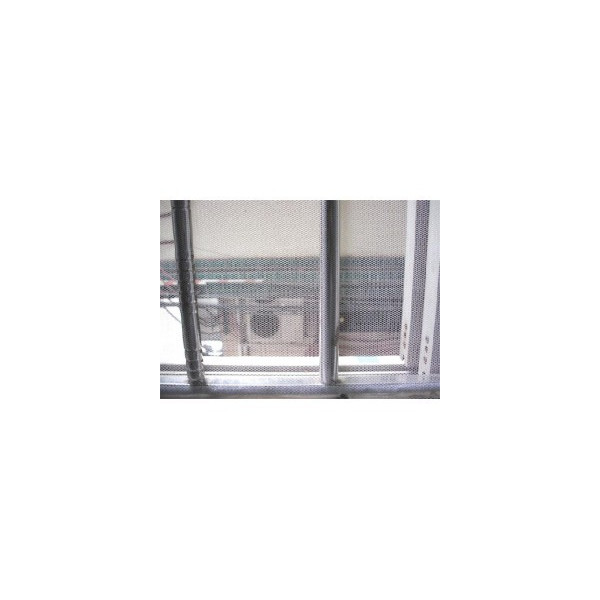 Предпазна мрежа за прозорци в бял цвят TV440 6