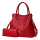Елегантна, мека кожена чанта с крокодилски релеф в комплект с портфейл BAG85 1