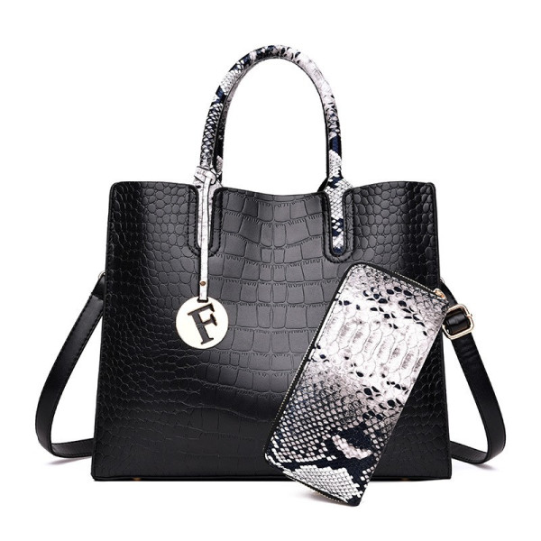 Стилна и елегантна кожена чанта с крокодилски релеф в комплект с портфейл BAG87