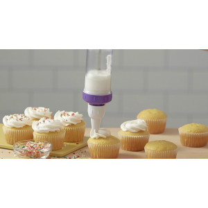 Wilton Dessert Decorator Plus