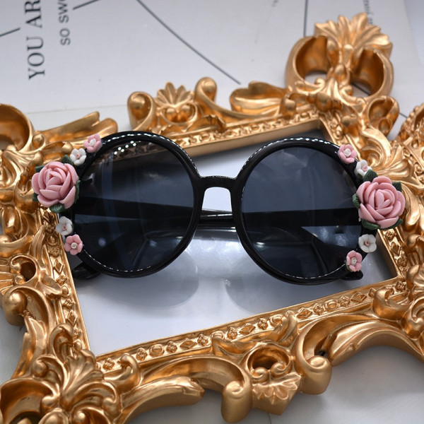 Кръгли слънчеви очила с декорация с рози yj26