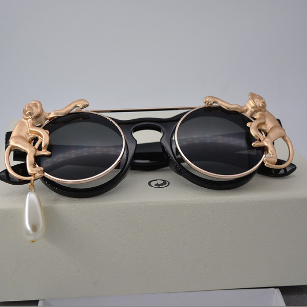 Забавни кръгли слънчеви очила с маймуни и верижка yj35