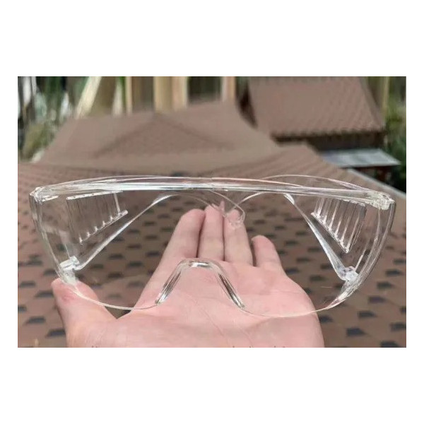 Медицински защитни очила