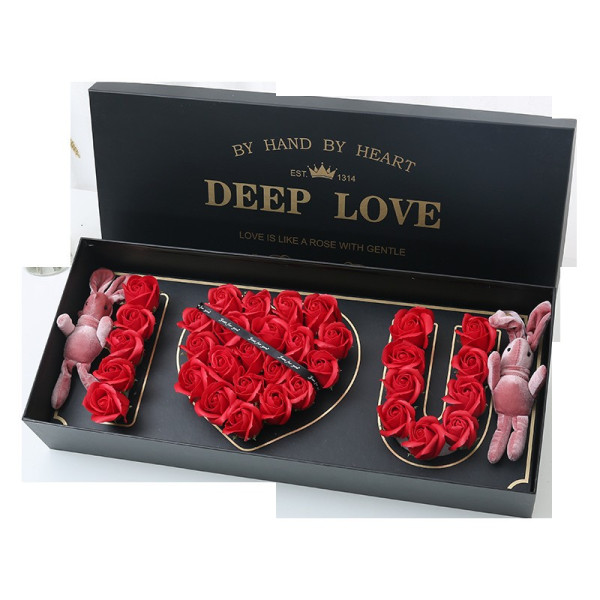 Подаръчна кутия с червени рози с надпис I LOVE YOU - LOVE BUKET RED 1